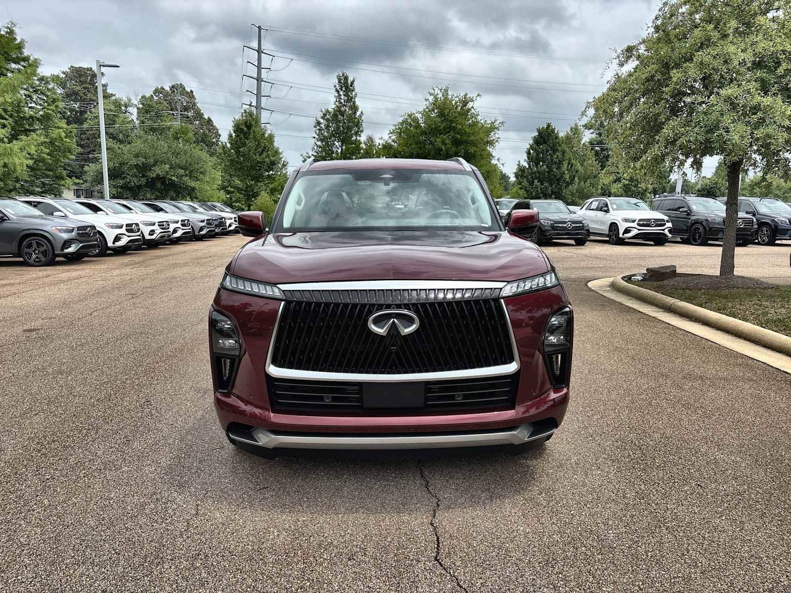 Used 2025 INFINITI QX80 Sensory w/ Premium Cargo Package AWD/4WD image 12