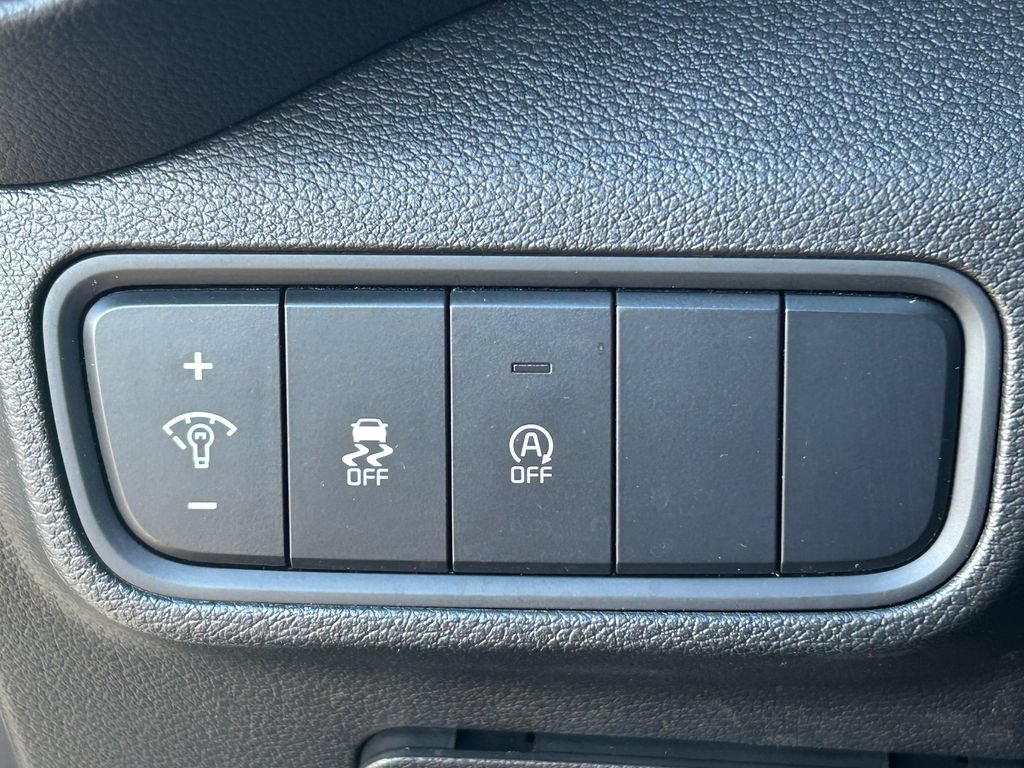 Used 2024 Kia Soul LX w/ Option Group 015 FWD image 47