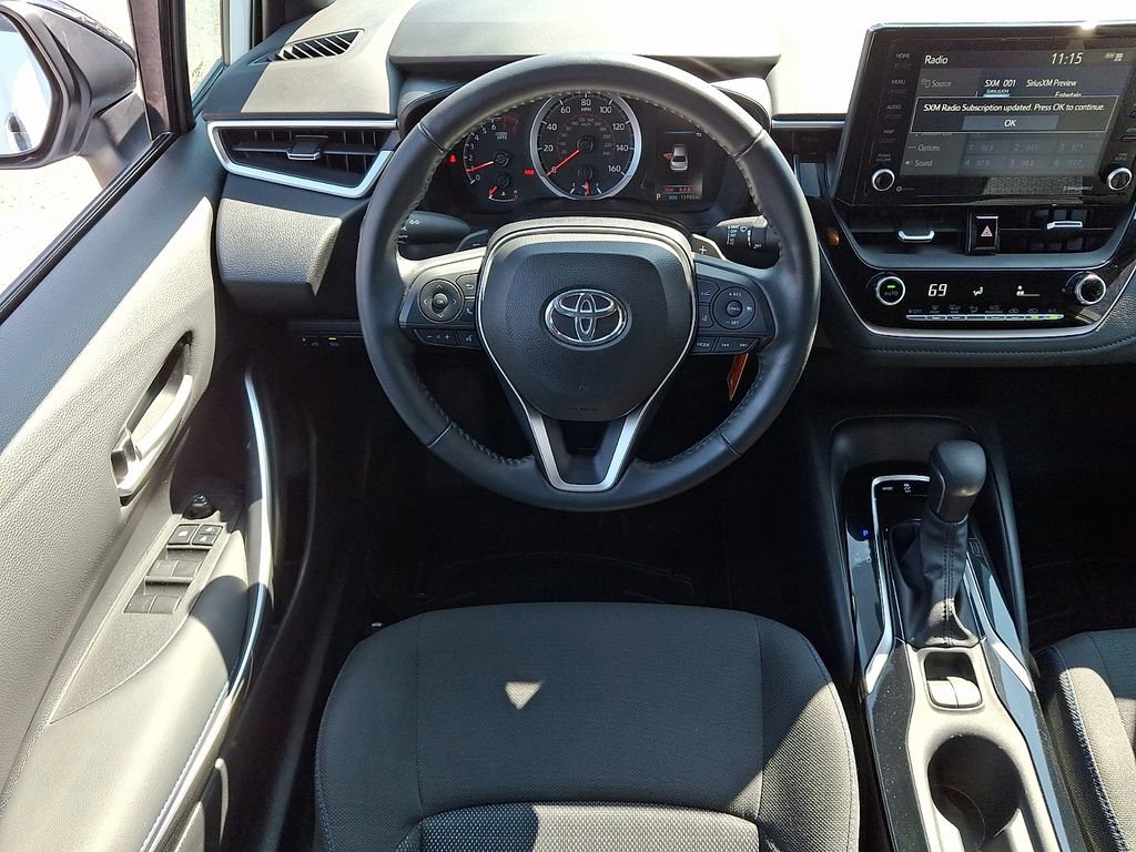 Used 2022 Toyota Corolla SE image 2