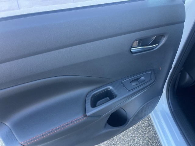 New 2025 Nissan Versa SR w/ Trunk Package image 27