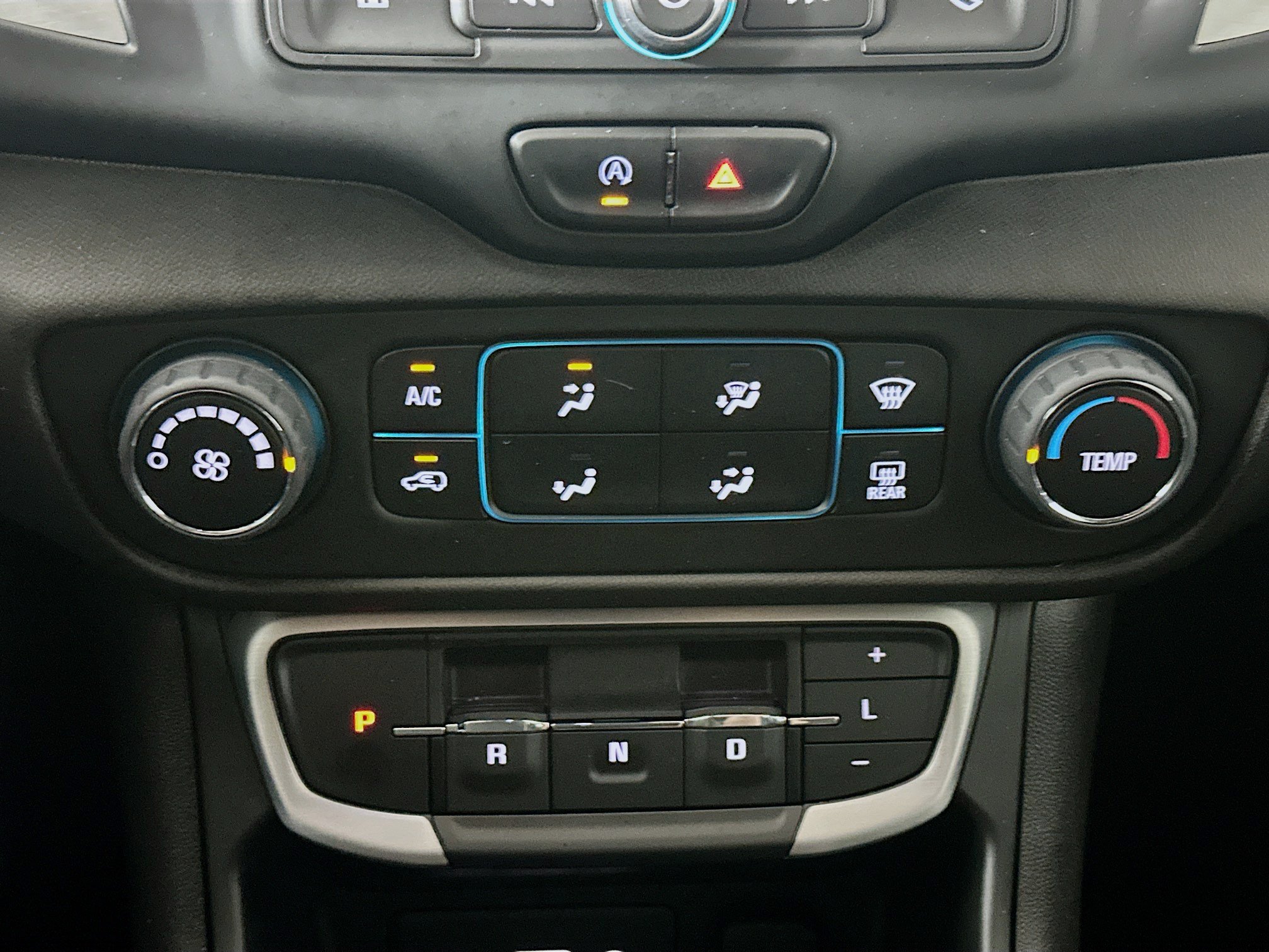 Used 2023 GMC Terrain SLE FWD image 23
