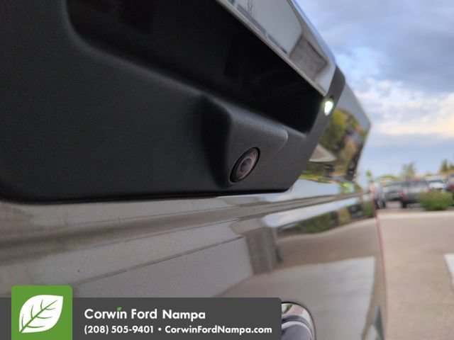 Used 2020 Ford F150 XLT w/ Equipment Group 302A Luxury AWD/4WD image 29