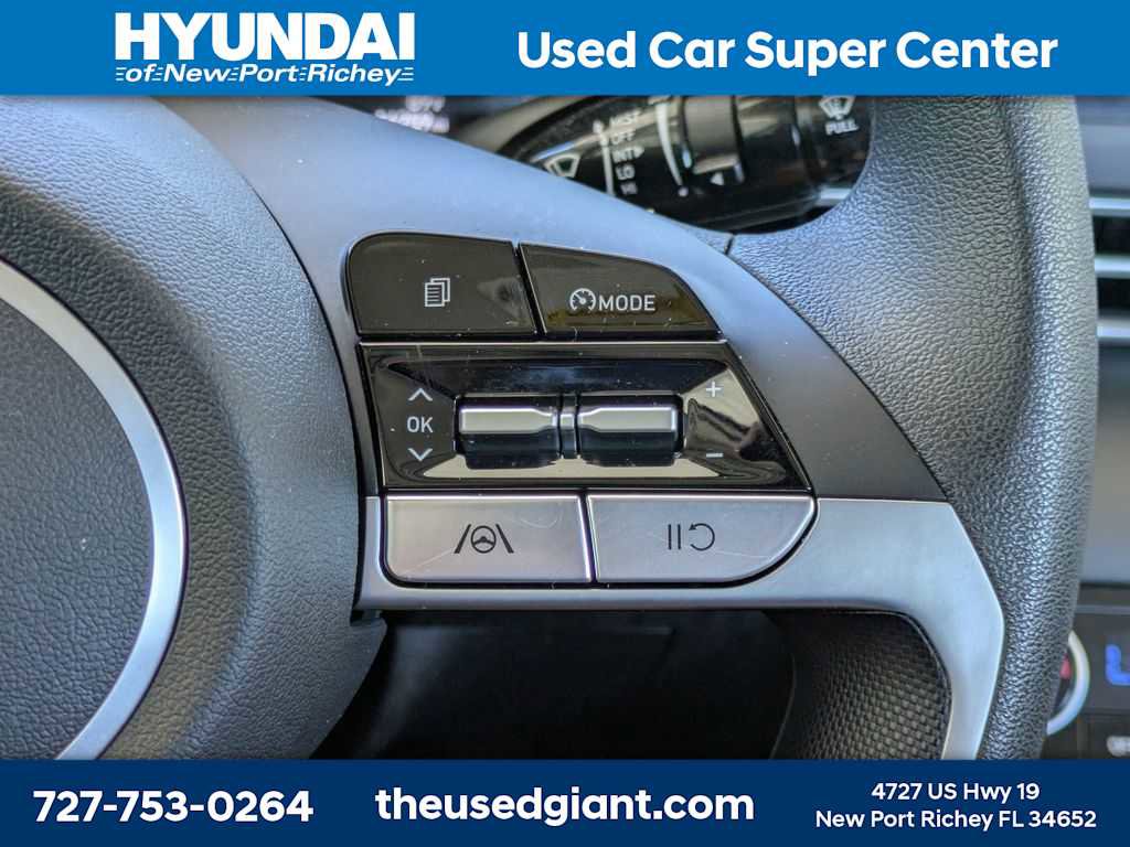 Used 2023 Hyundai Elantra SEL FWD image 25