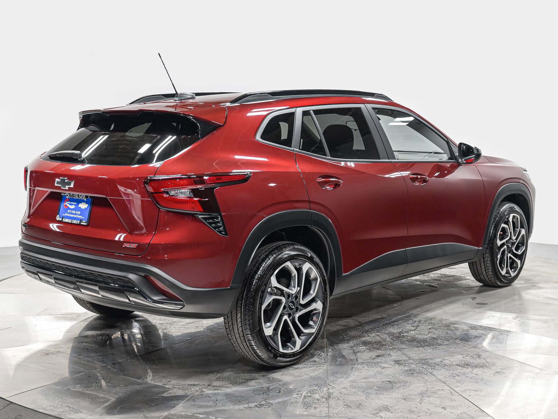 Used 2025 Chevrolet Trax RS w/ Driver Confidence Package image 7