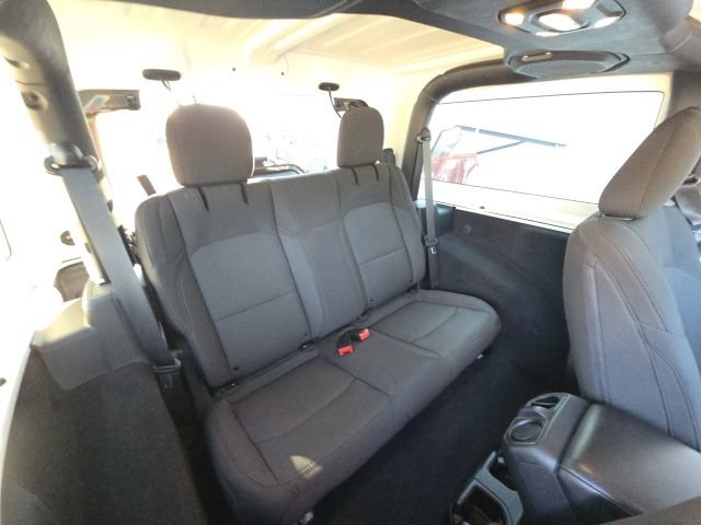 Used 2022 Jeep Wrangler Sport AWD/4WD image 14