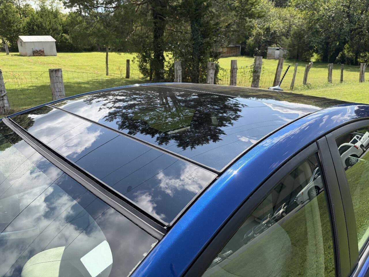 Used 2010 Toyota Prius Three FWD image 14