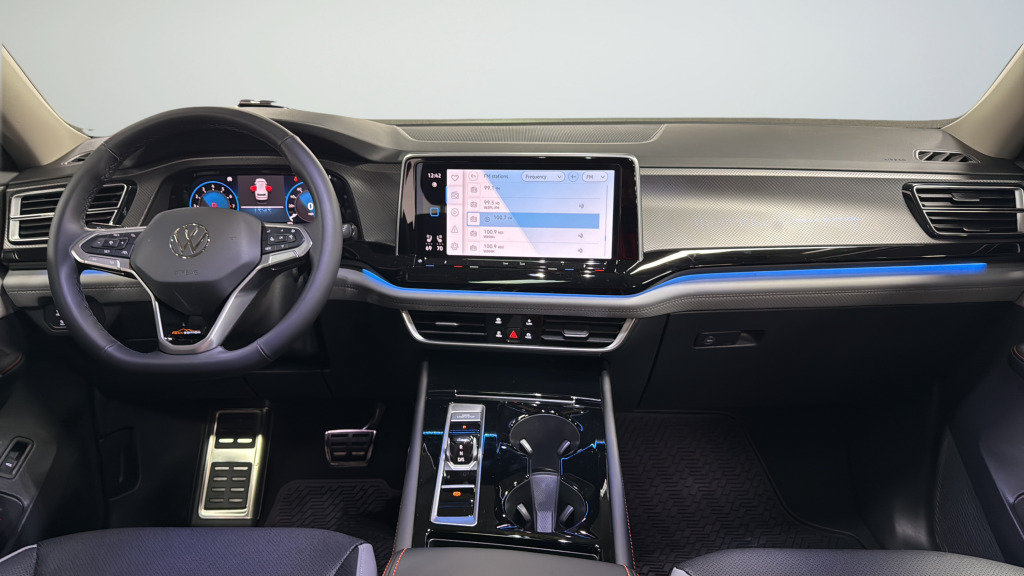 New 2026 Volkswagen Atlas Peak Edition AWD/4WD image 36