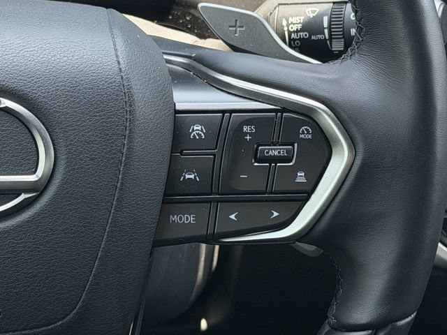 Used 2025 Lexus RX 350 Premium w/ Accessory Package (Z1) FWD image 14