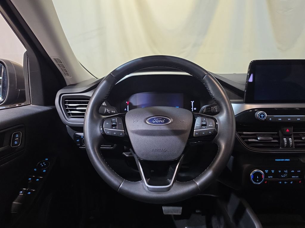 Used 2024 Ford Escape Active AWD/4WD image 11