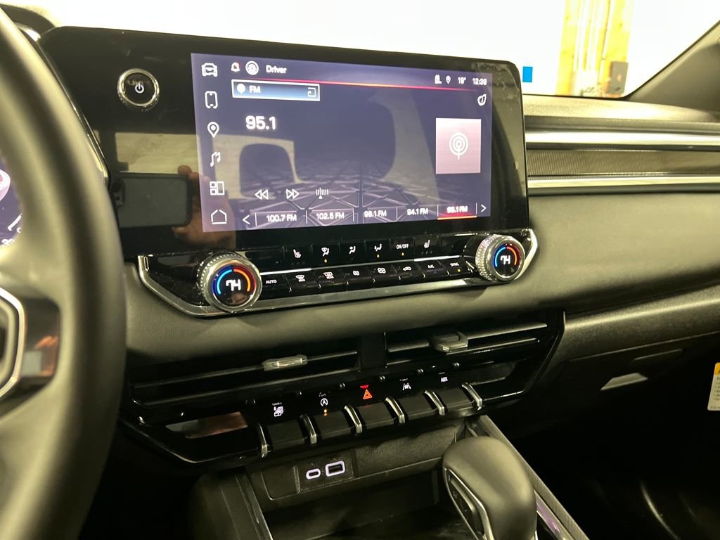 New 2026 GMC Canyon Elevation w/ Convenience Package AWD/4WD image 21