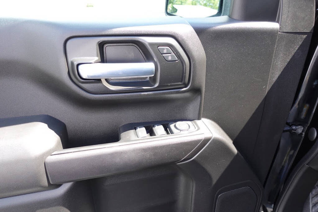 Used 2023 GMC Sierra 1500 Pro w/ Graphite Edition AWD/4WD image 16