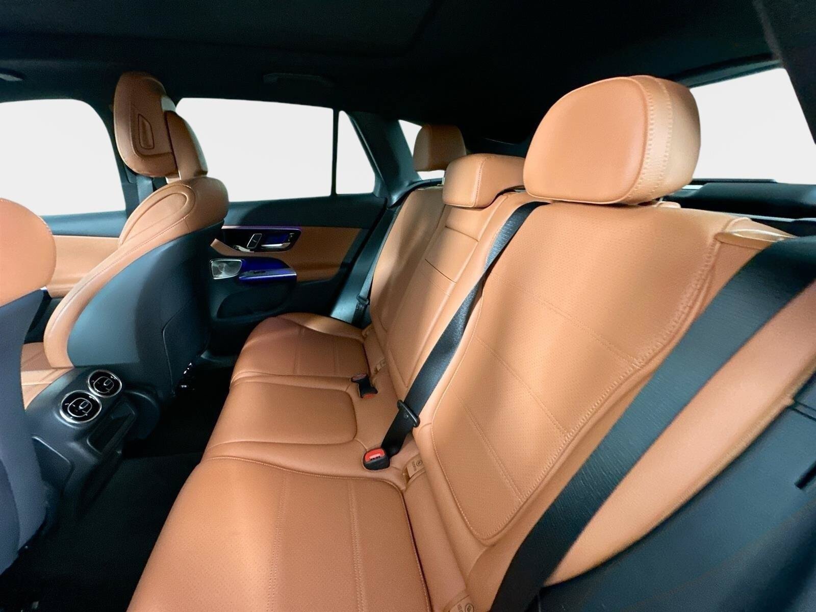 Certified 2026 Mercedes-Benz GLC 300 4MATIC image 46