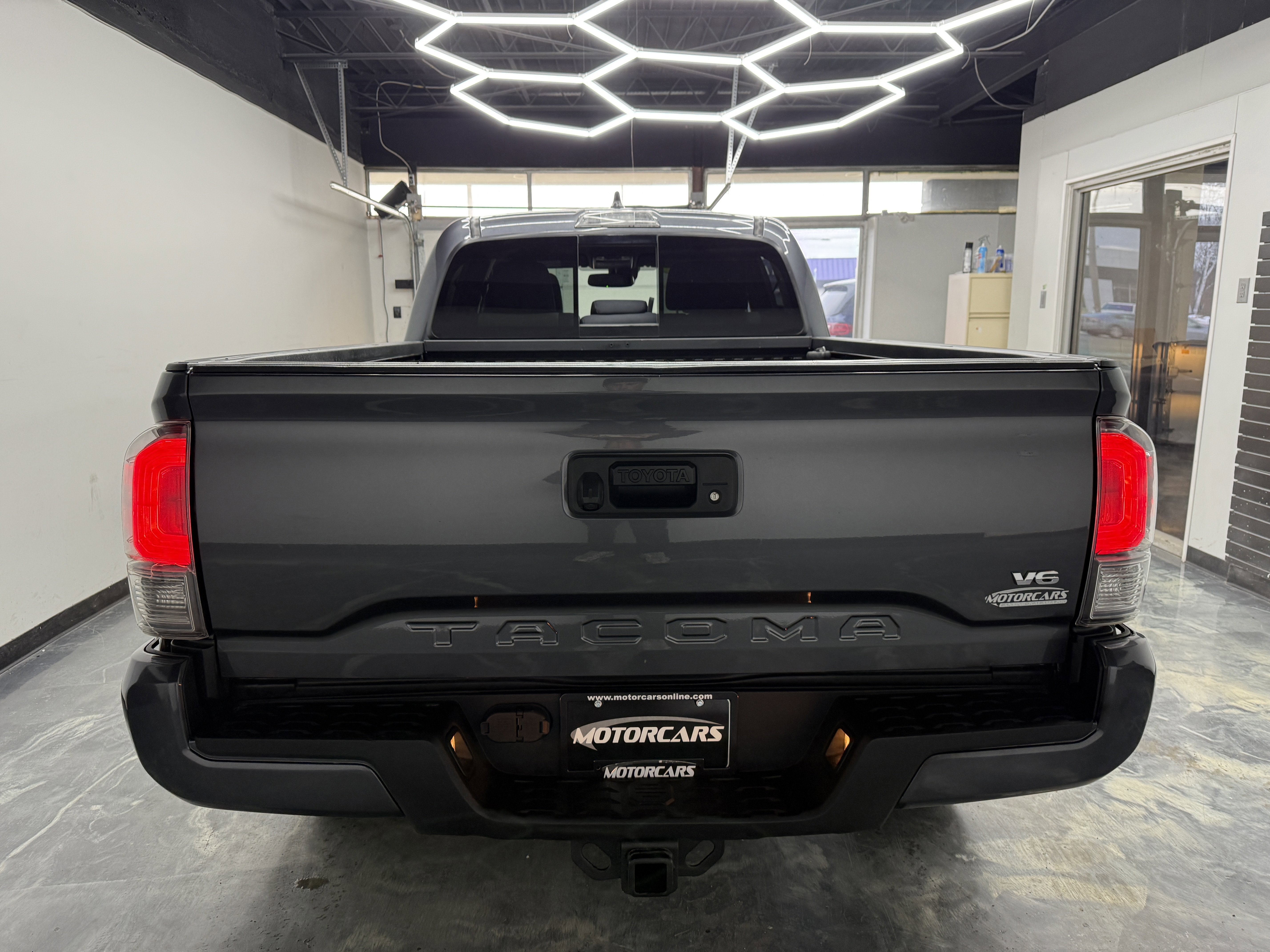 Used 2021 Toyota Tacoma 4x4 Double Cab image 4