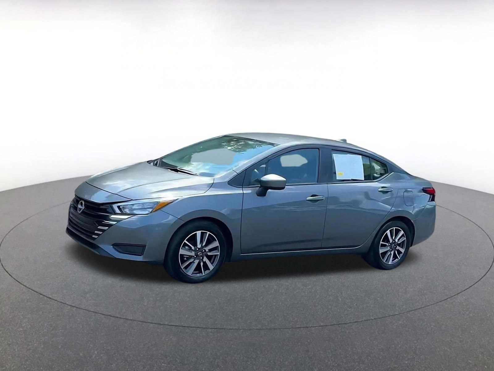 Used 2025 Nissan Versa SV FWD image 7