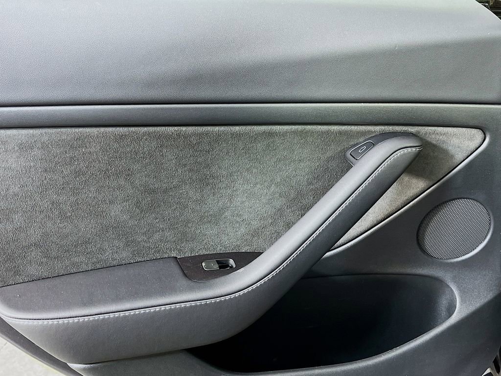 Used 2023 Tesla Model 3 Standard Range RWD image 27