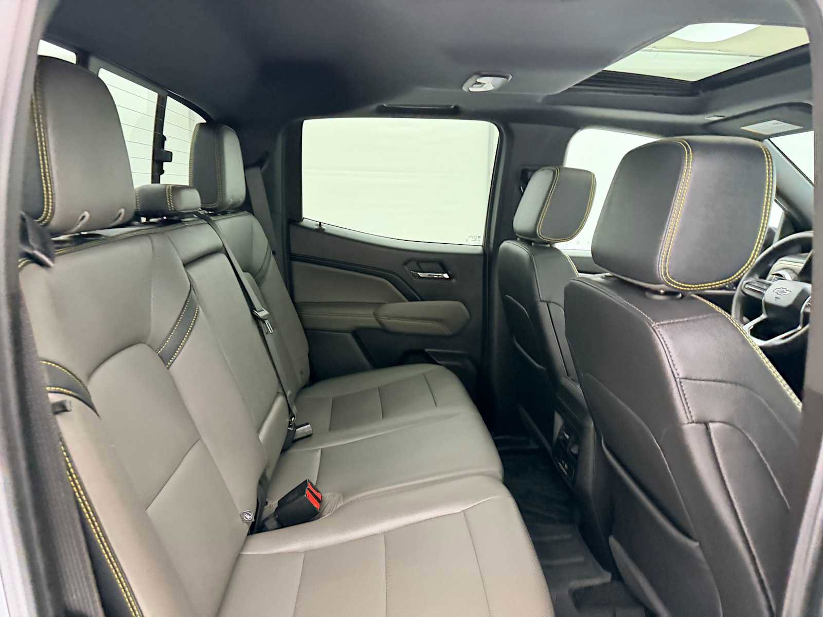 Used 2024 Chevrolet Colorado ZR2 w/ ZR2 Convenience Package III image 22