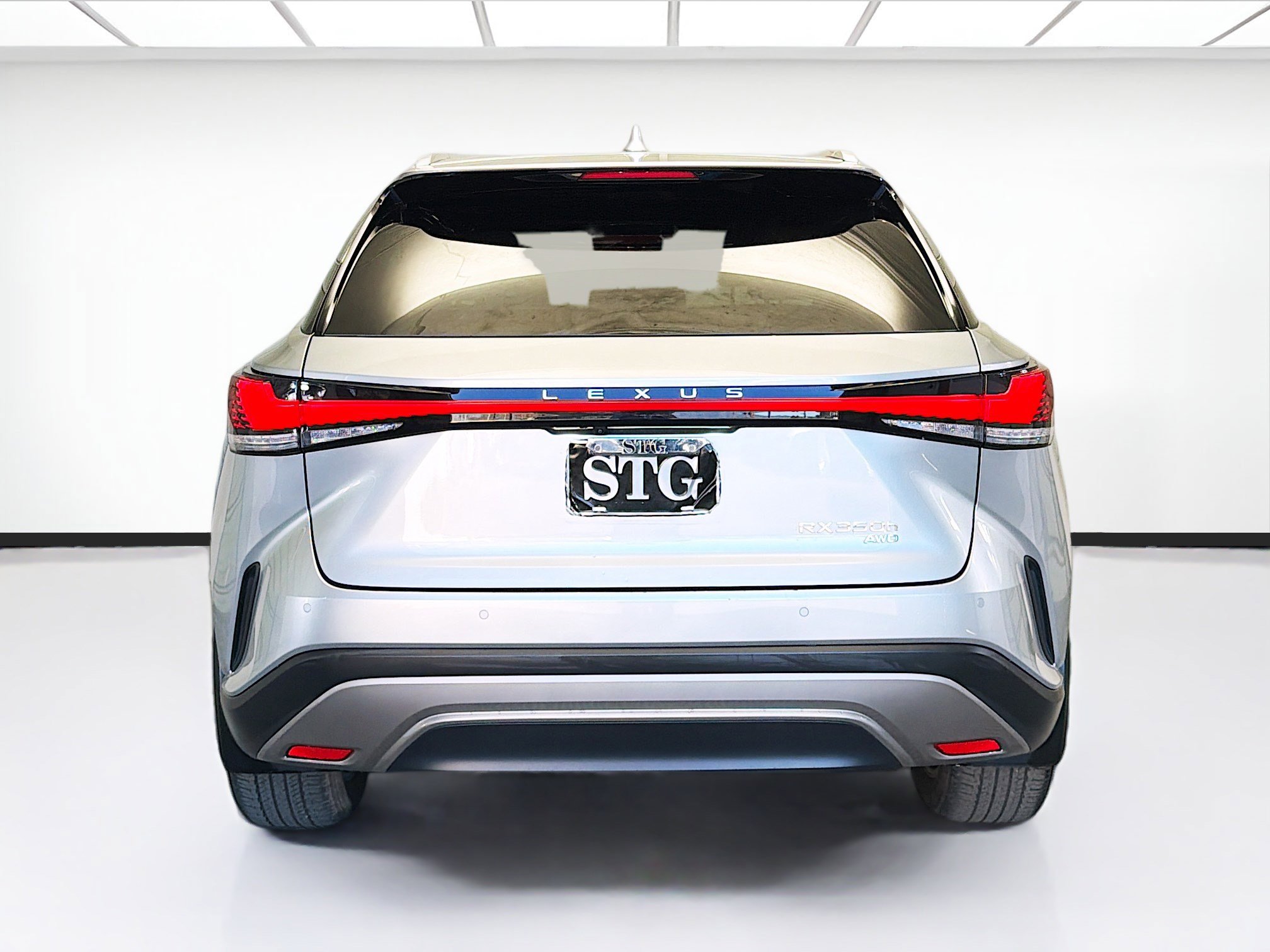 Used 2023 Lexus RX 350h w/ Cold Area Package image 5