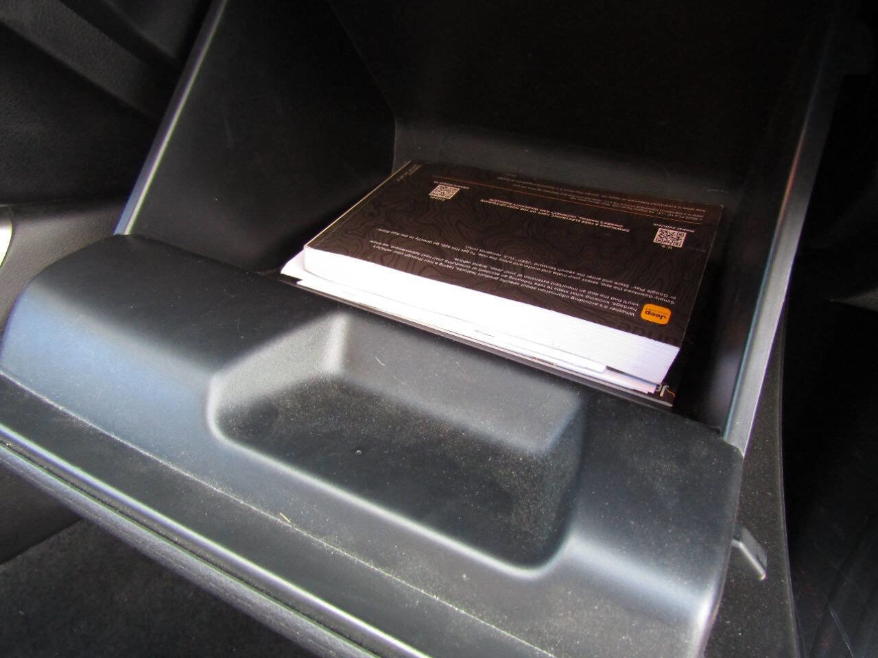 Used 2021 Jeep Compass Latitude image 28