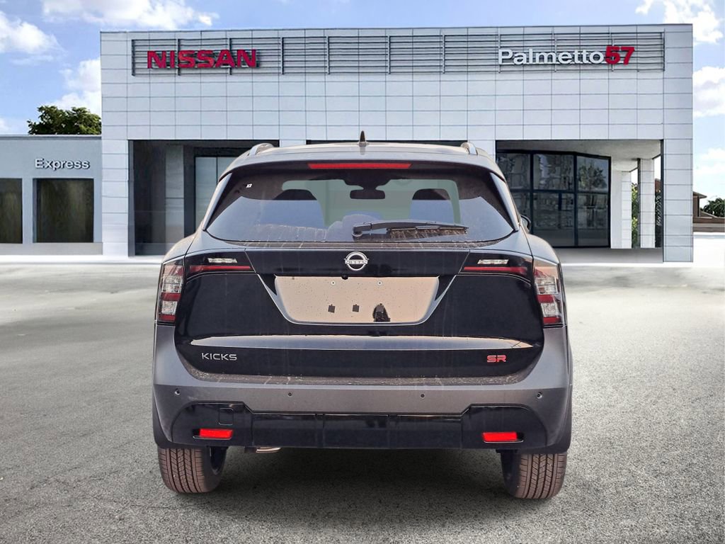 New 2026 Nissan Kicks SR FWD image 4