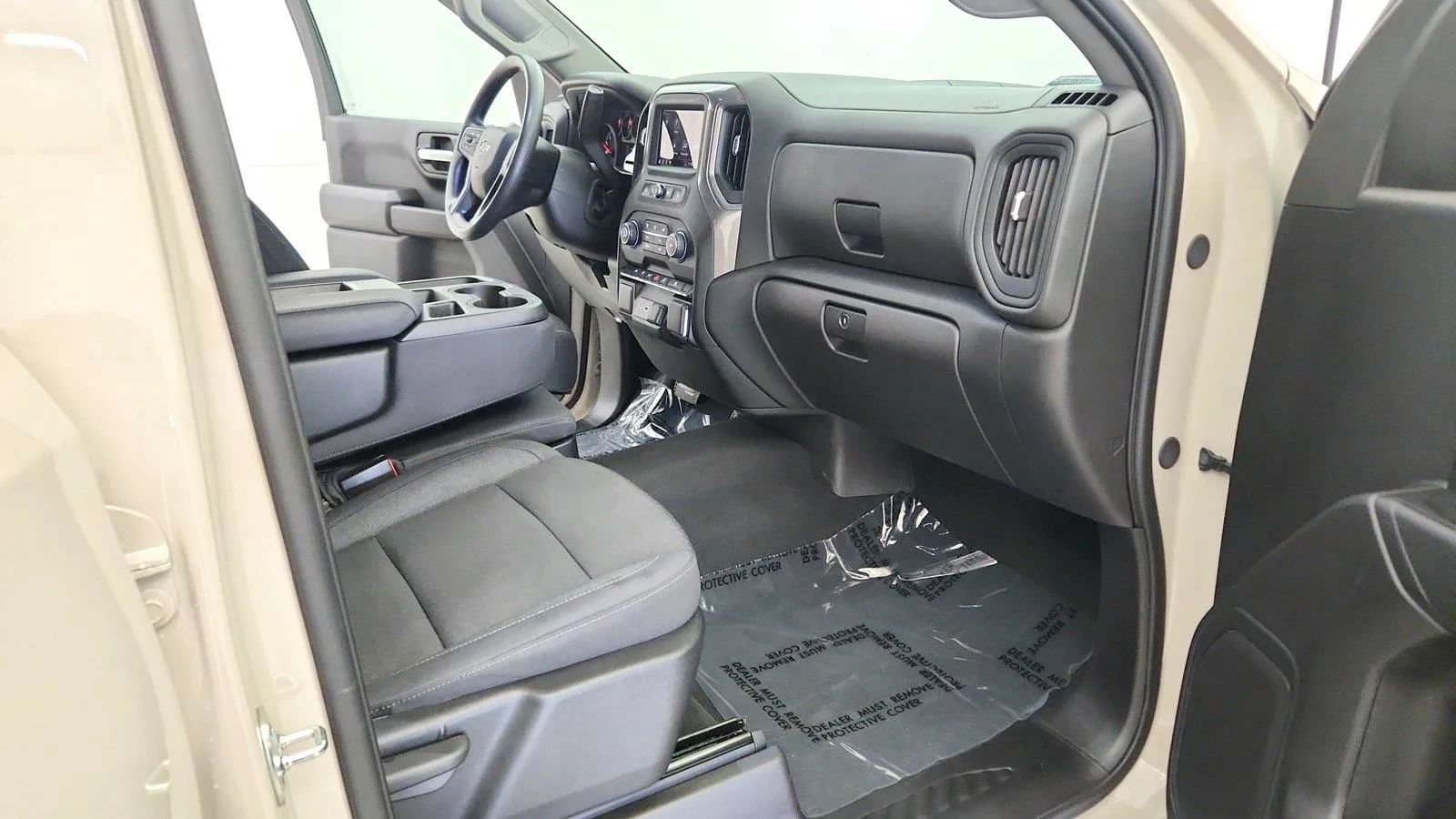 Used 2026 Chevrolet Silverado 1500 Custom Trail Boss AWD/4WD image 35