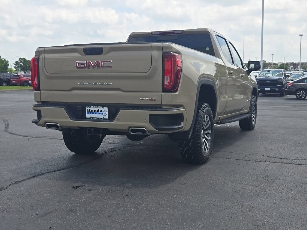 Used 2023 GMC Sierra 1500 AT4 w/ AT4 Premium Package AWD/4WD image 10