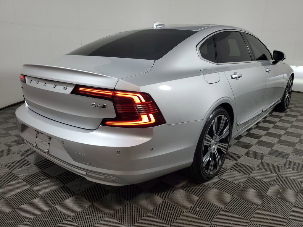 Used 2022 Volvo S90 B6 Inscription w/ Advanced Package image 8