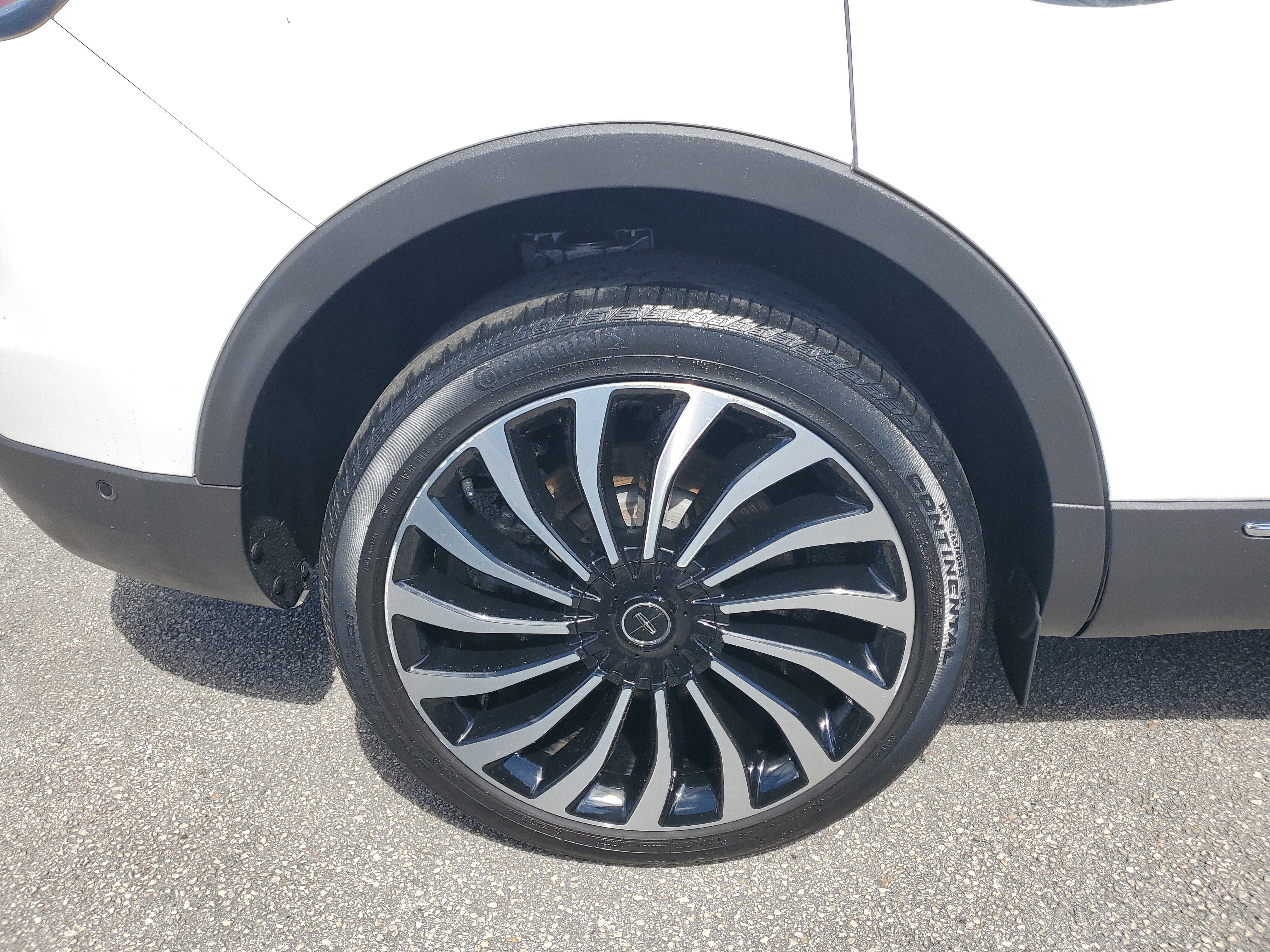 Certified 2023 Lincoln Nautilus Black Label image 7