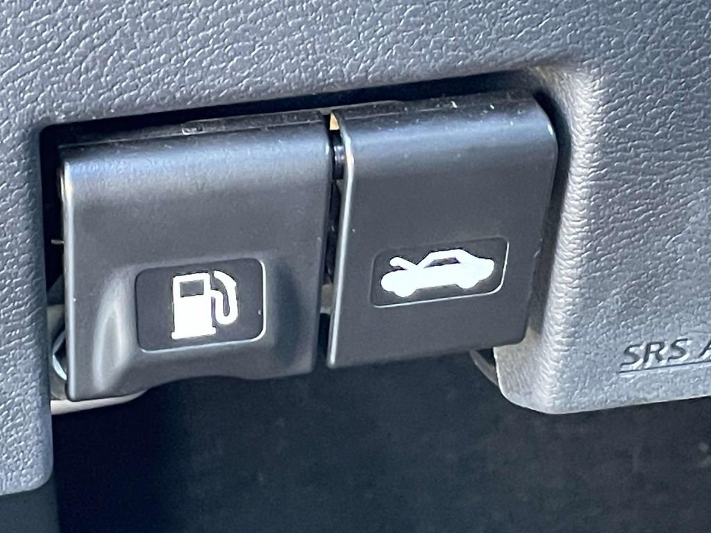 Used 2025 Nissan Kicks Play S image 16