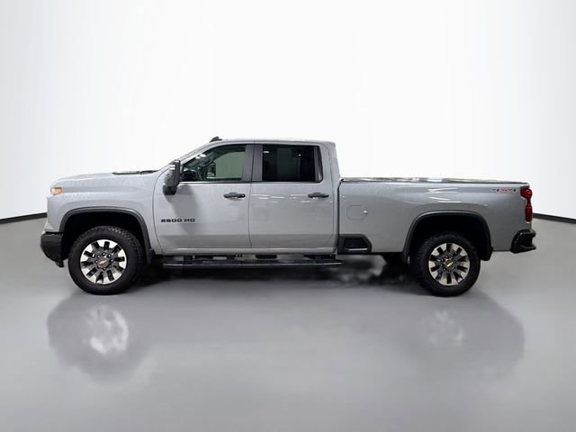 Used 2024 Chevrolet Silverado 2500 Custom w/ Custom Value Package image 10