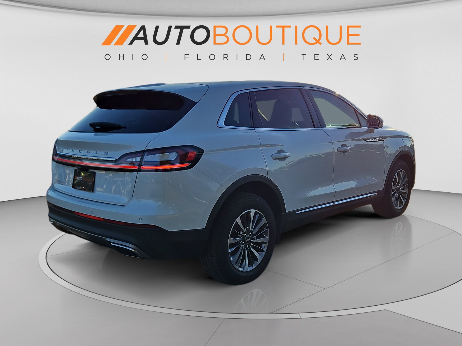 Used 2021 Lincoln Nautilus Reserve AWD/4WD image 5