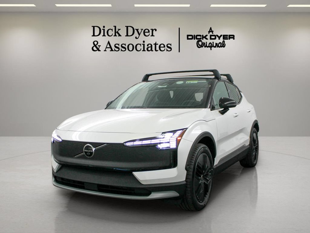New 2026 Volvo EX30 Cross Country Ultra w/ Protection Package Premier AWD/4WD image 7