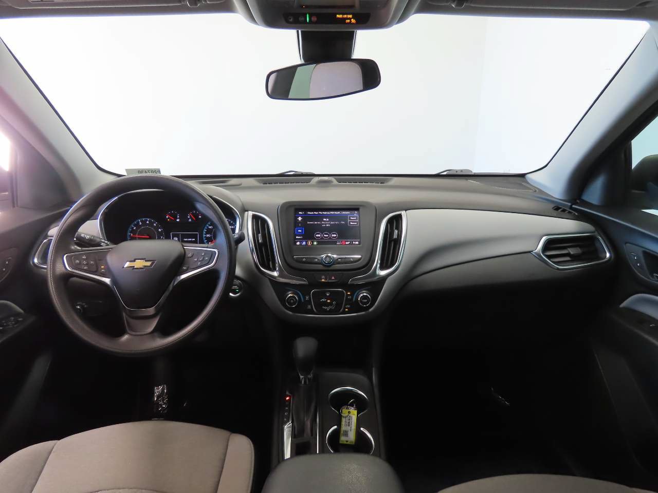 Used 2024 Chevrolet Equinox LS FWD image 11