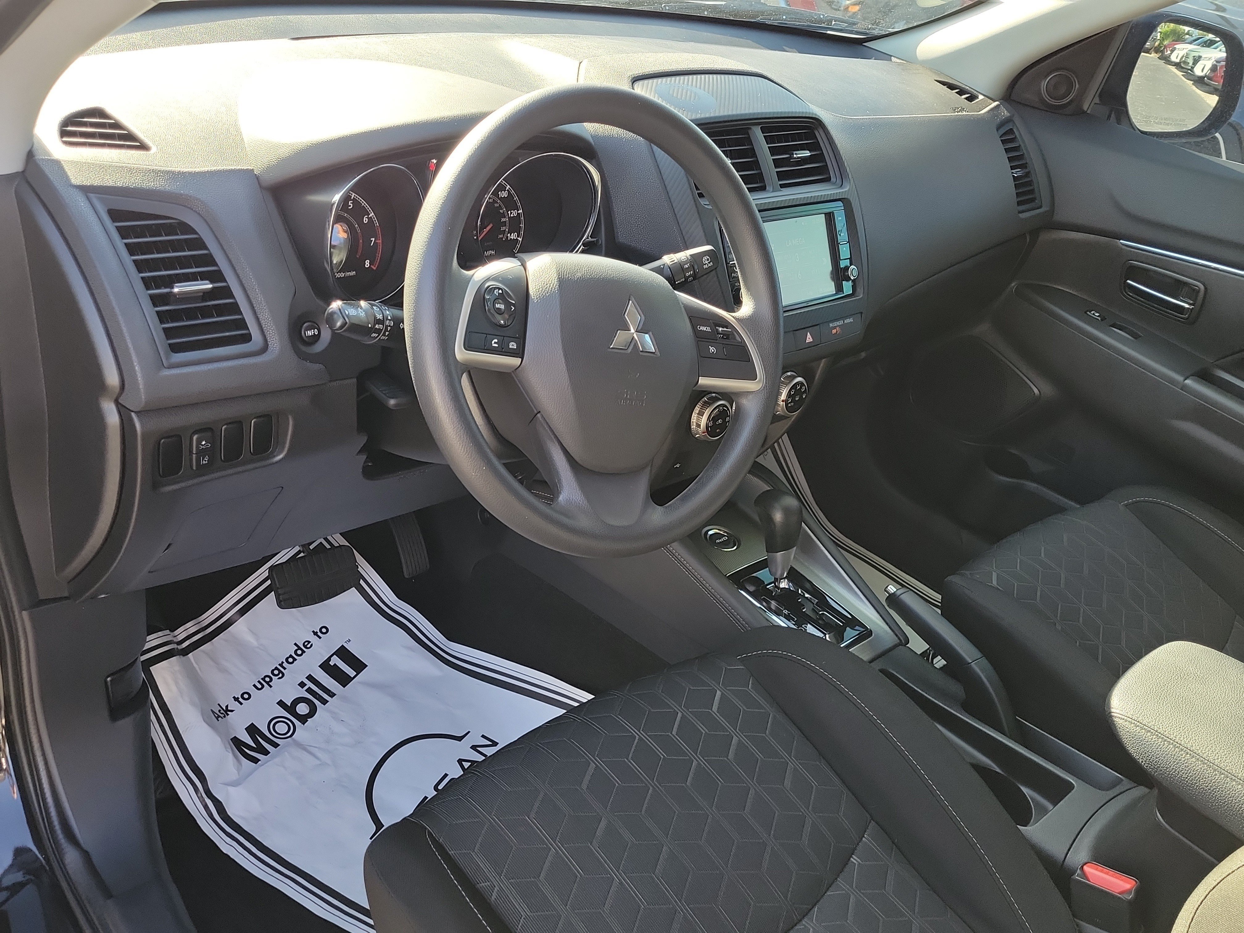Used 2023 Mitsubishi Outlander Sport ES AWD/4WD image 19
