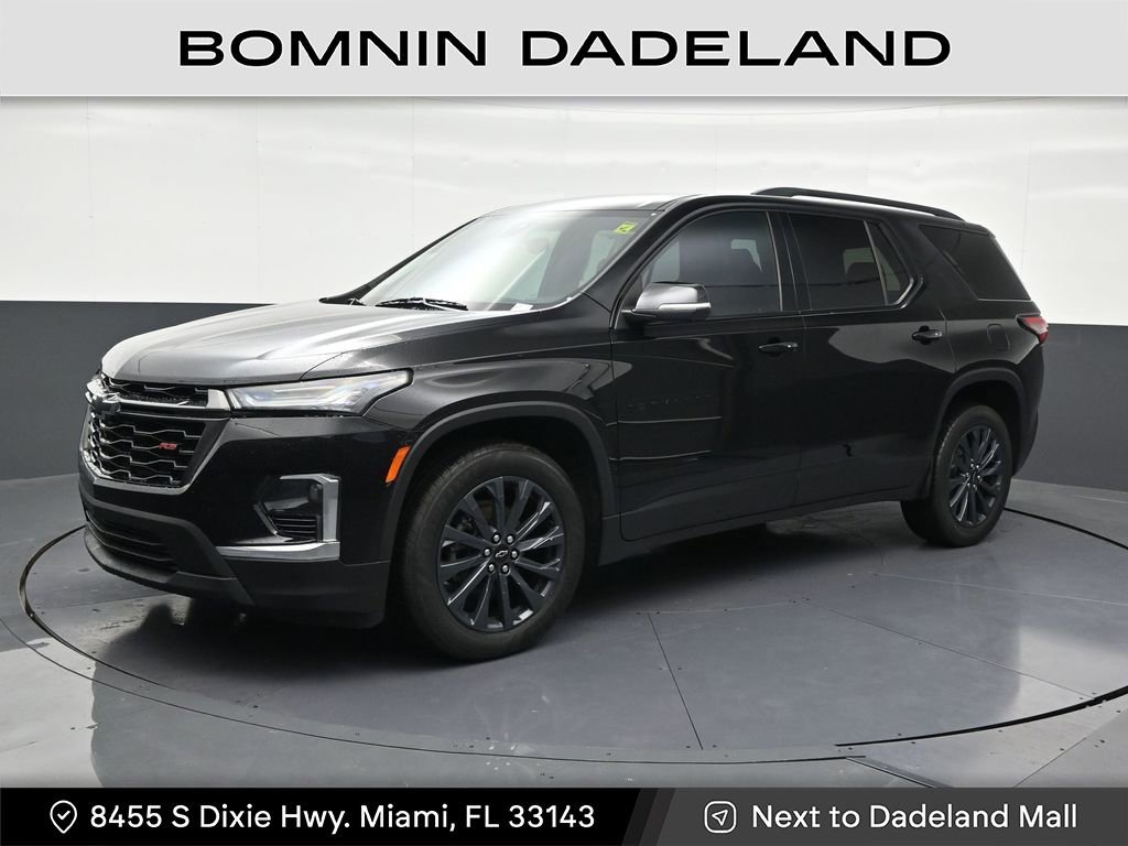 Used 2023 Chevrolet Traverse RS