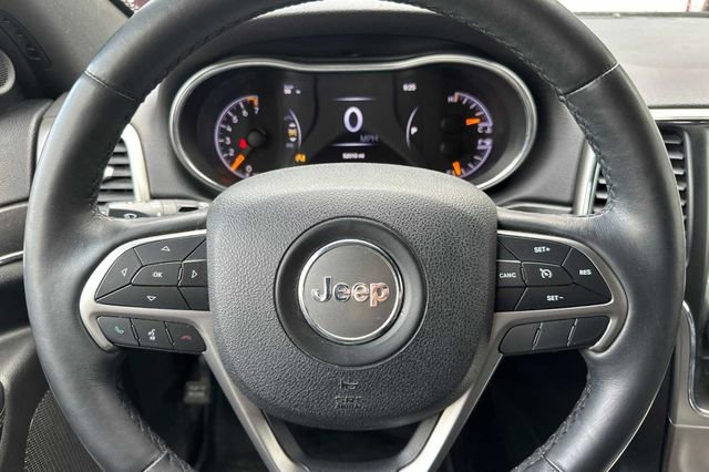 Used 2018 Jeep Grand Cherokee Limited image 22