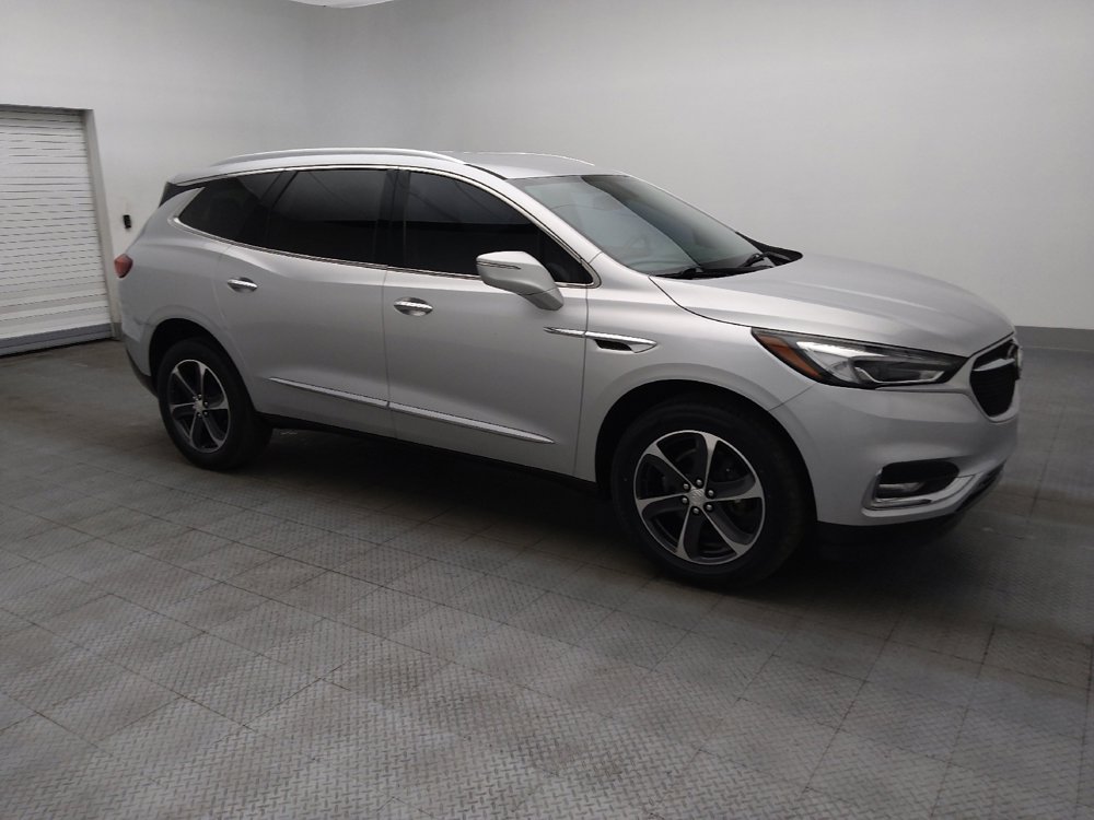 Used 2020 Buick Enclave Essence w/ Sport Touring Edition FWD image 11