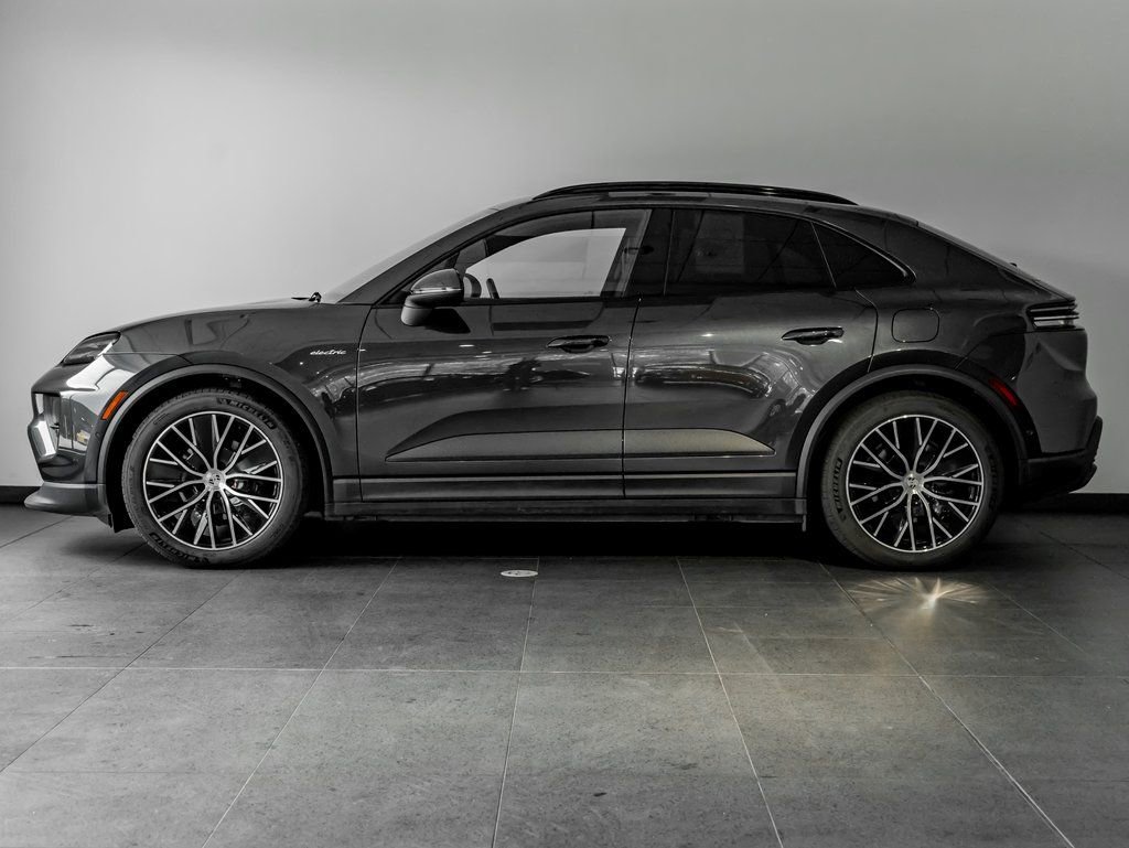 Certified 2024 Porsche Macan 4 Electric AWD/4WD image 2
