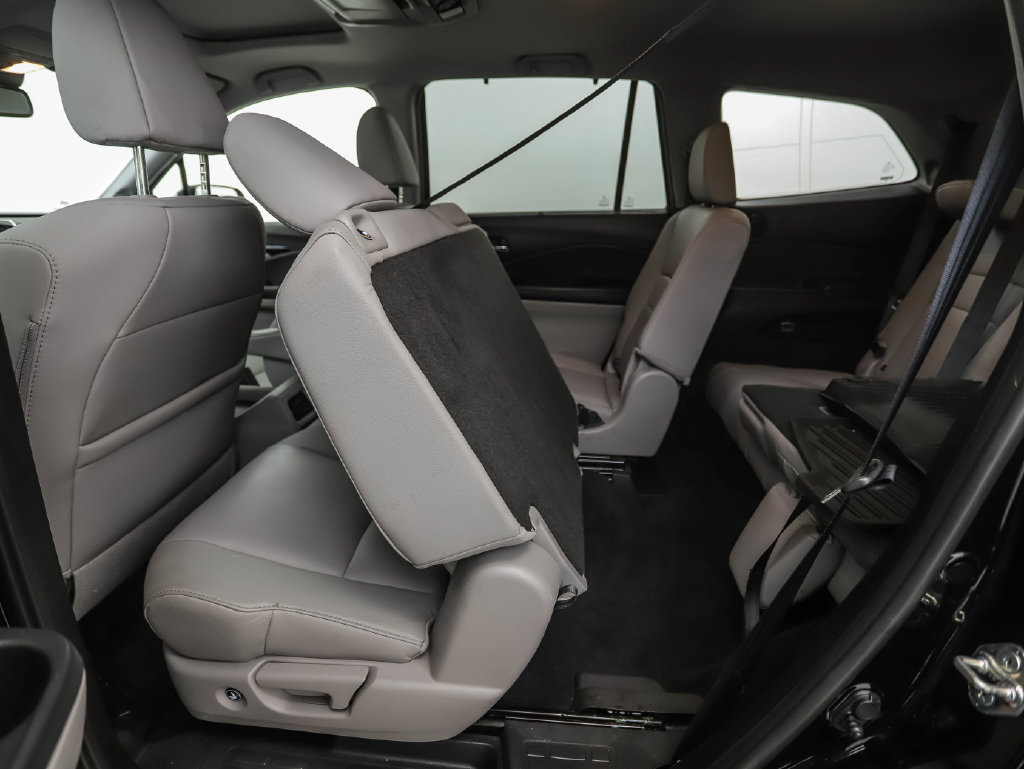 Used 2018 Honda Pilot Touring image 25