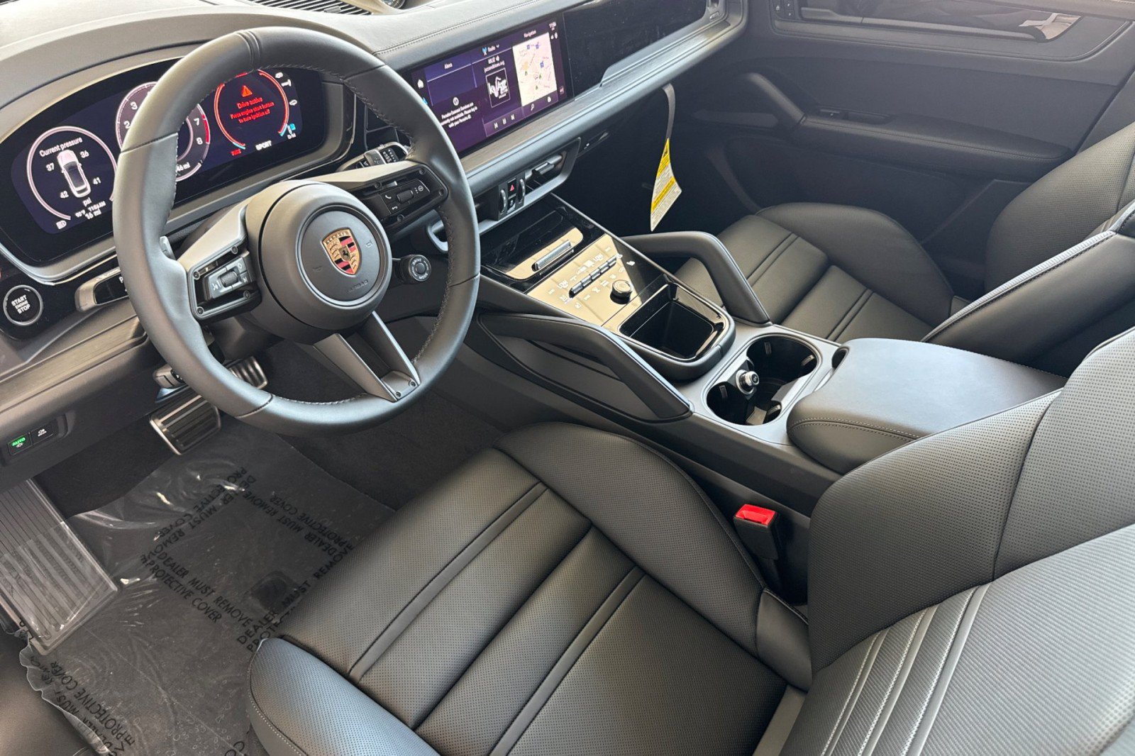 New 2026 Porsche Cayenne GTS AWD/4WD image 4