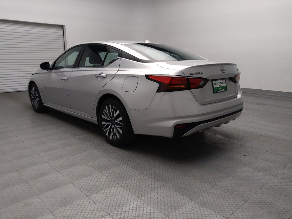 Used 2024 Nissan Altima 2.5 SV image 5