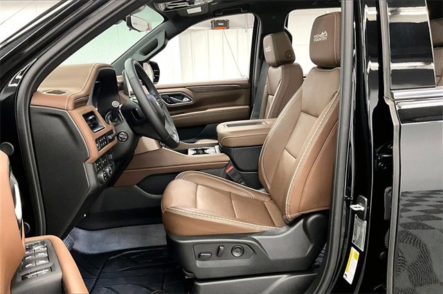 Used 2024 Chevrolet Tahoe High Country image 21