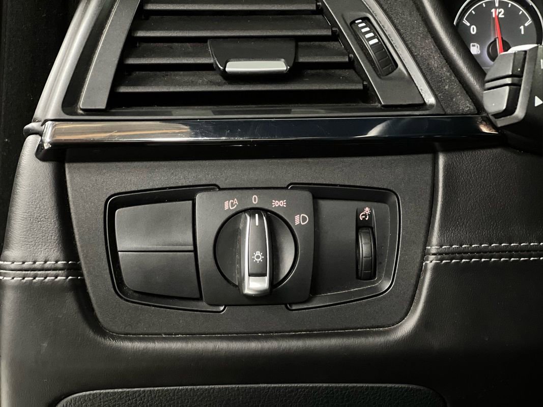 Used 2019 BMW M4 CS image 24