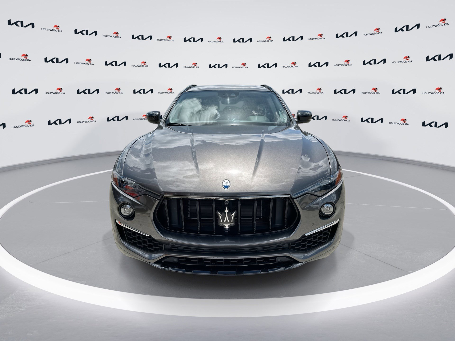Used 2022 Maserati Levante GT image 3