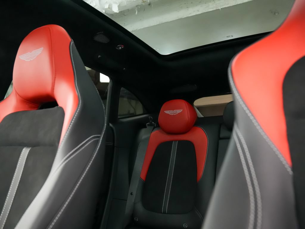 Used 2025 Aston Martin DBX 707 AWD/4WD image 35