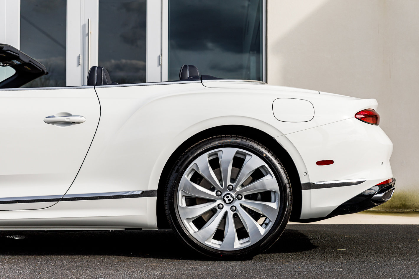 New 2026 Bentley Continental GTC image 10