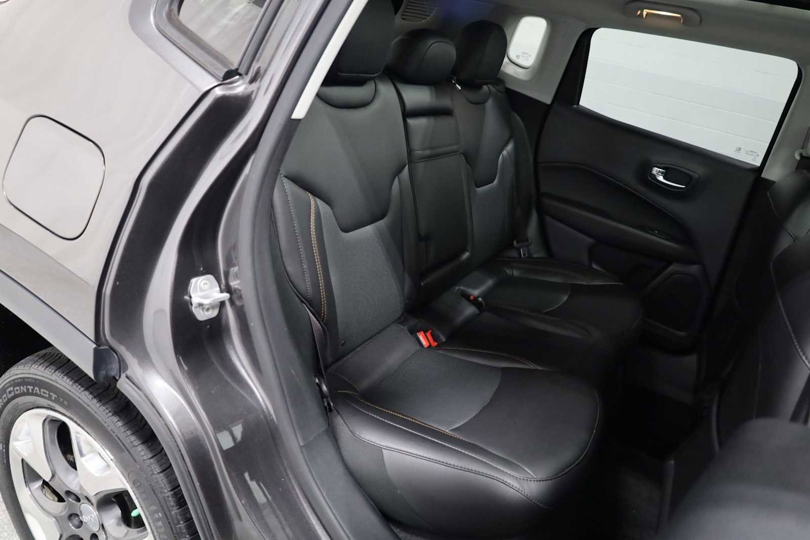 Used 2019 Jeep Compass Limited w/ Safety & Security Group AWD/4WD image 35