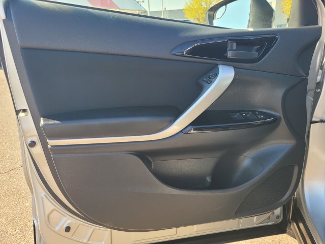 Used 2024 Mitsubishi Eclipse Cross LE AWD/4WD image 18