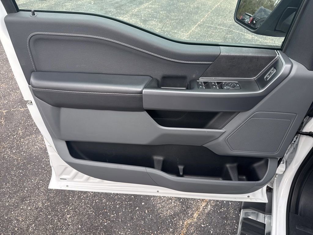 Used 2025 Ford F150 XLT w/ Equipment Group 301A Standard image 28