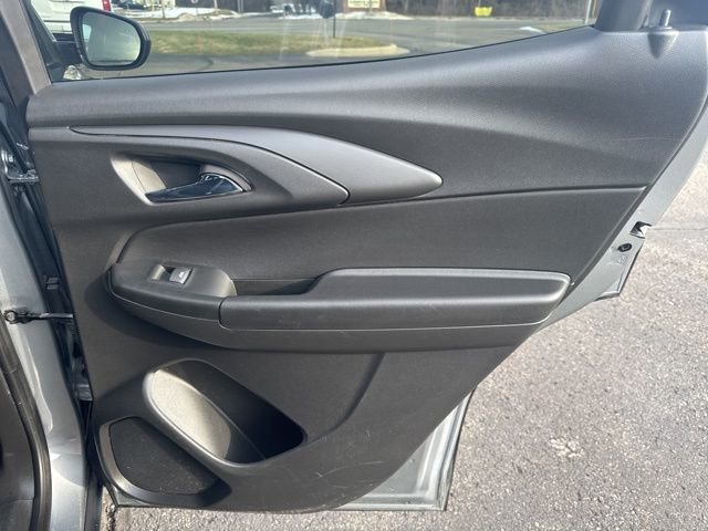 Used 2023 Chevrolet TrailBlazer LT w/ Convenience Package image 21