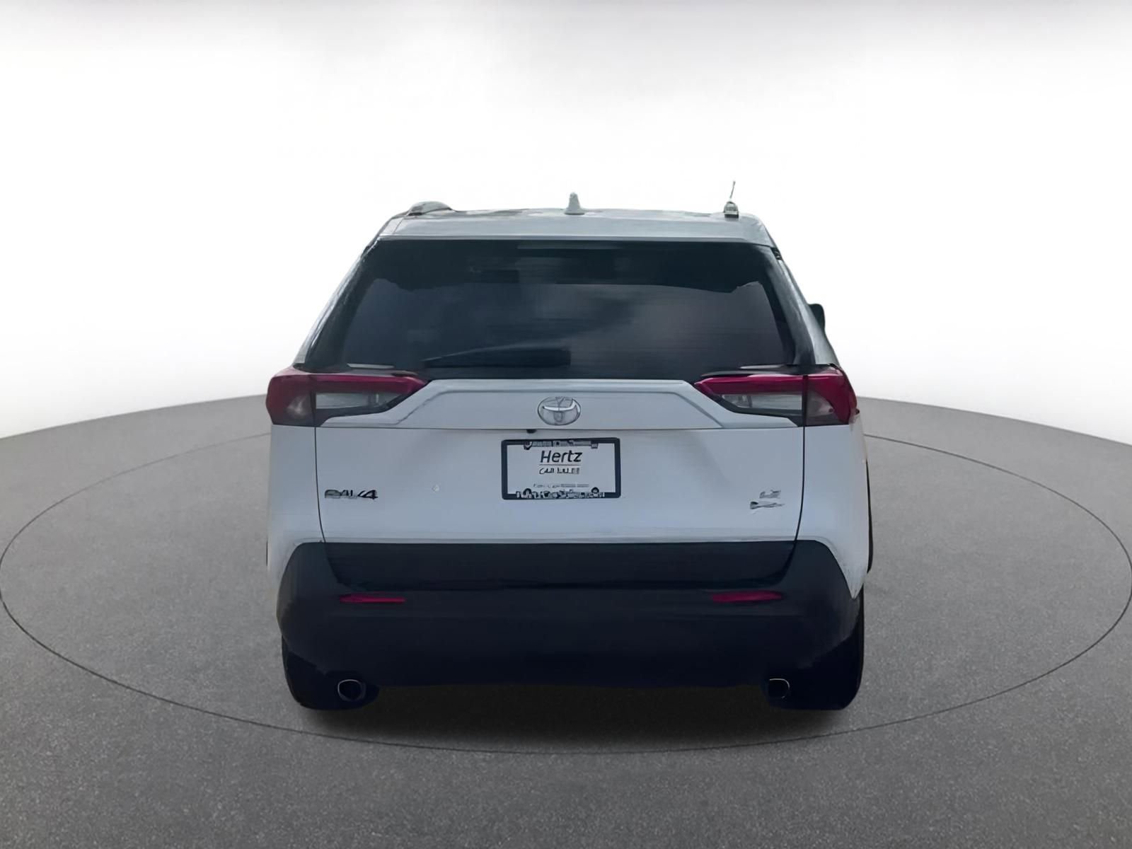 Used 2025 Toyota RAV4 LE image 12